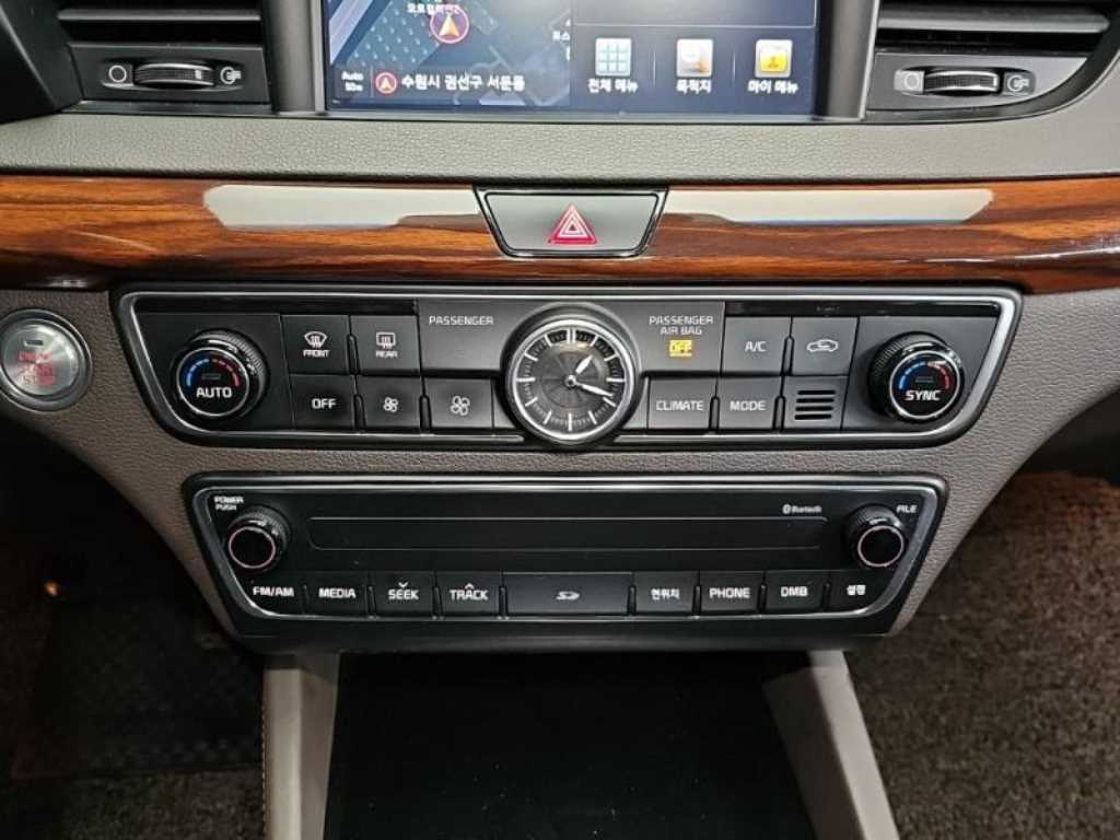 KIA K7 - Vista 12