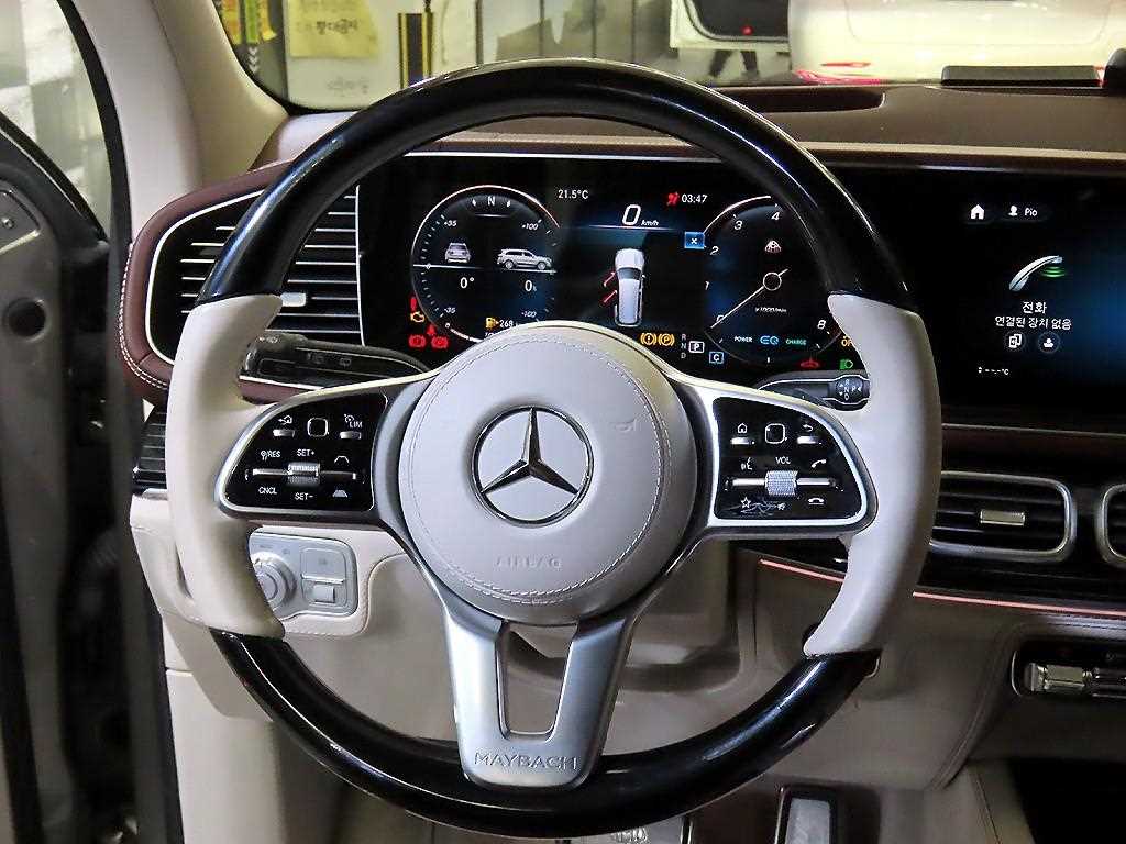 Mercedes Benz GLS Class - Vista 8