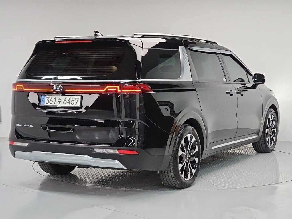 KIA Carnival - Vista 4