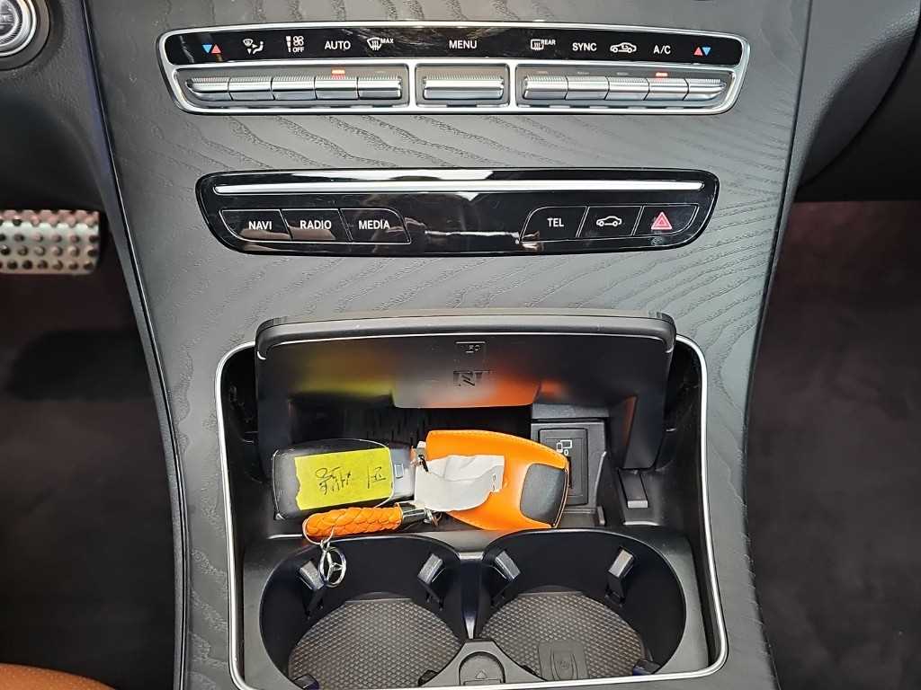 Mercedes Benz C Class - Vista 10