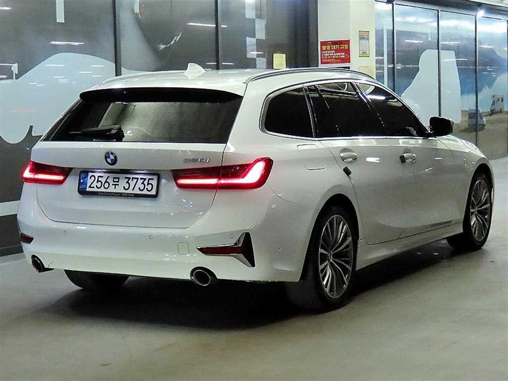 BMW 3 series - Vista 4