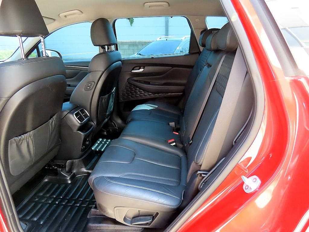 HYUNDAI Santa Fe - Vista 6