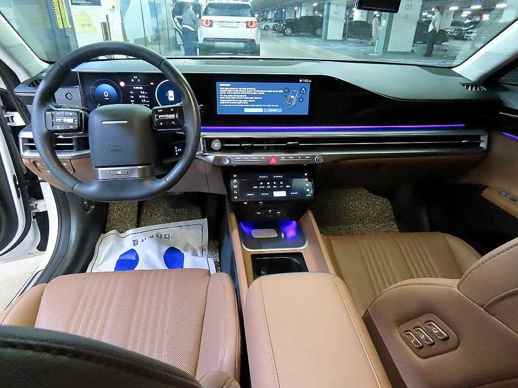 HYUNDAI Grandeur - Vista 10