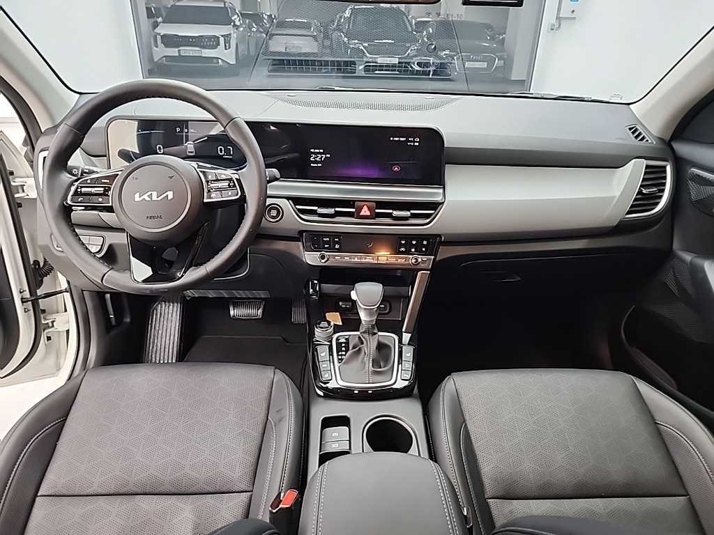 KIA Seltos - Vista 7