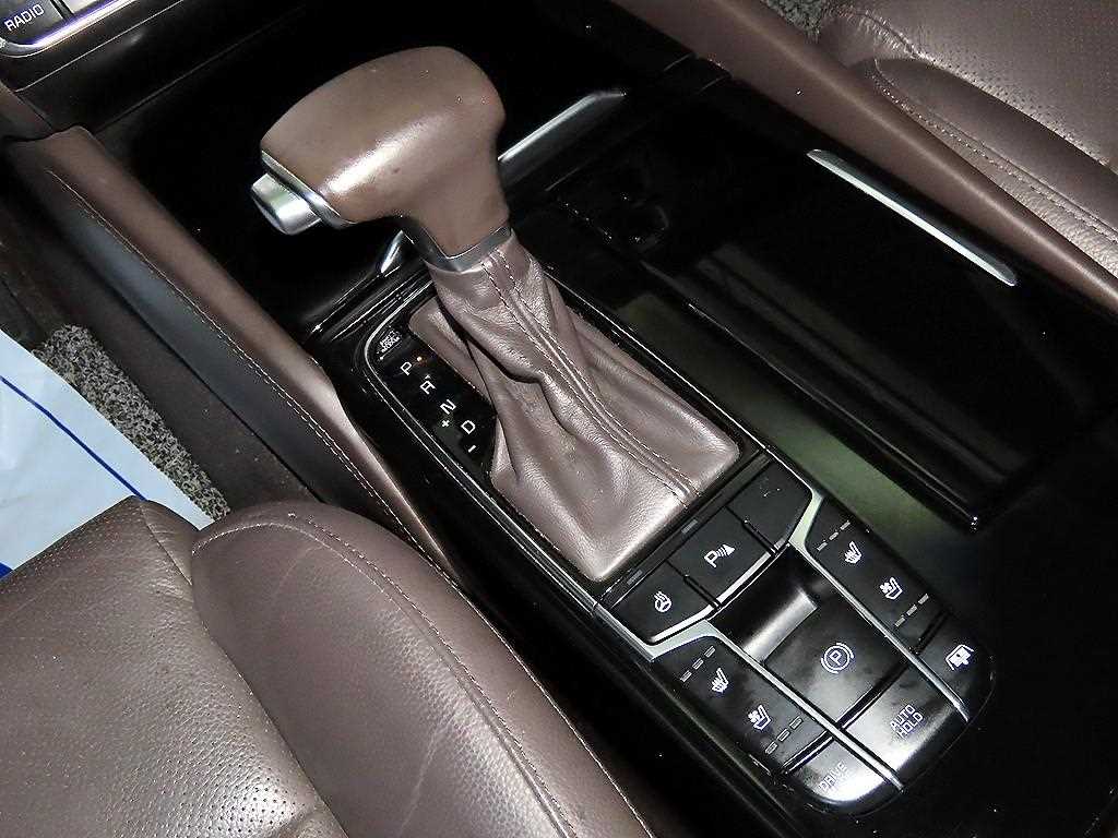 KIA K7 - Vista 12