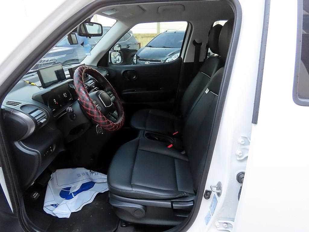 HYUNDAI Casper - Vista 5