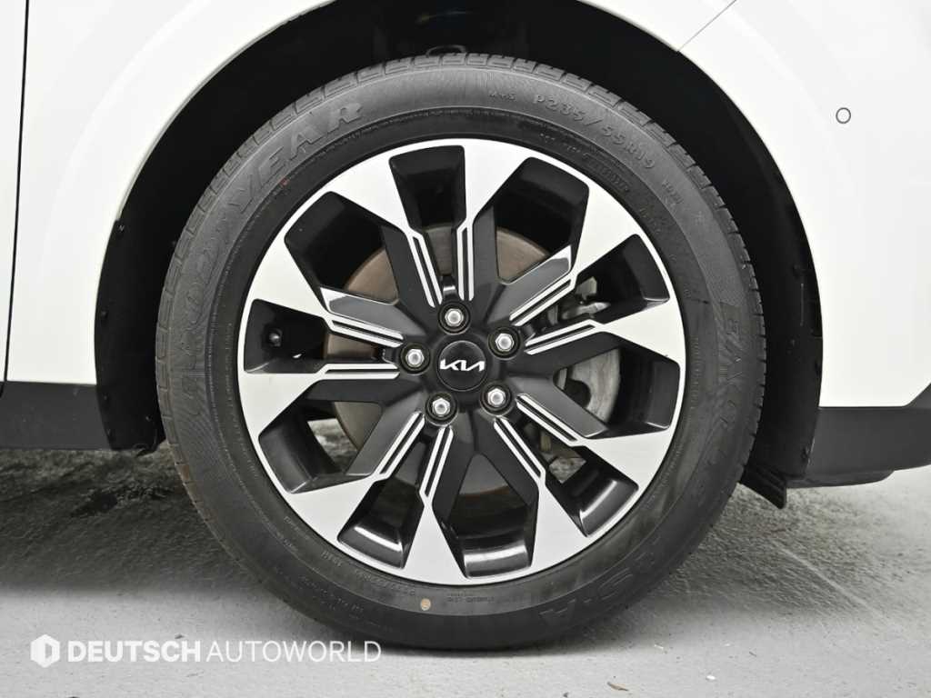 KIA Carnival - Vista 5
