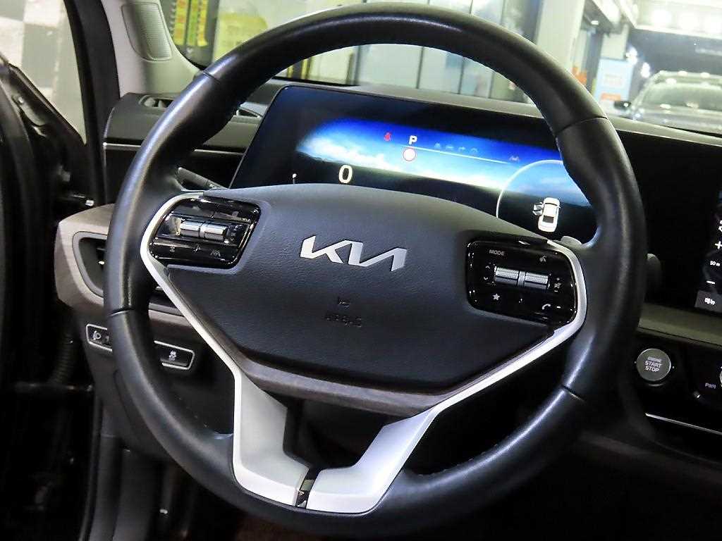 KIA K8 - Vista 8
