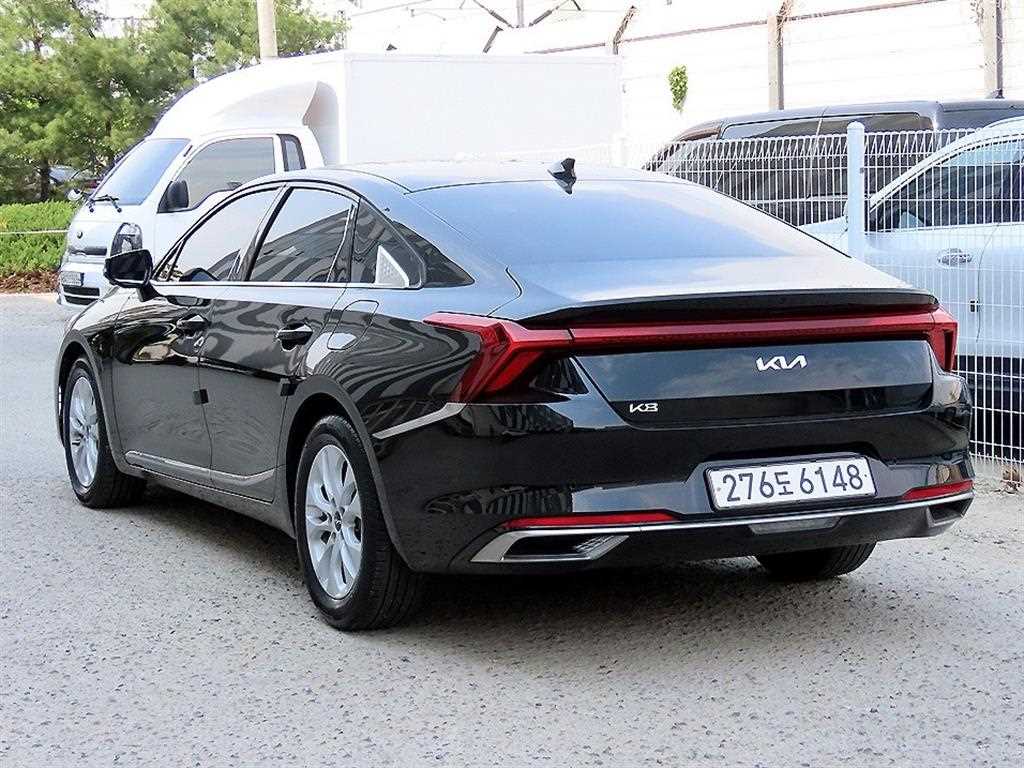 KIA K8 - Vista 3