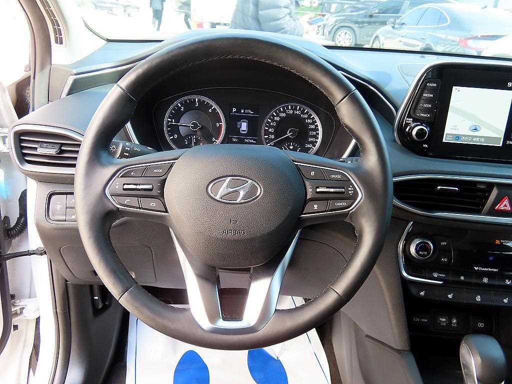 HYUNDAI Santa Fe - Vista 8