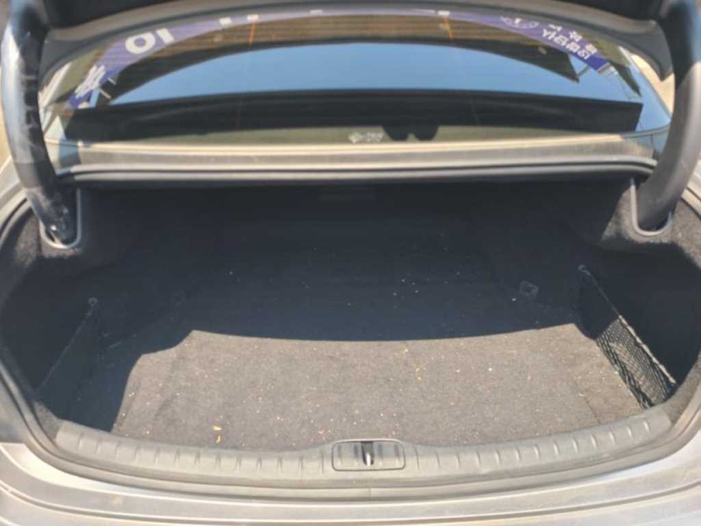 Genesis G80 - Vista 7