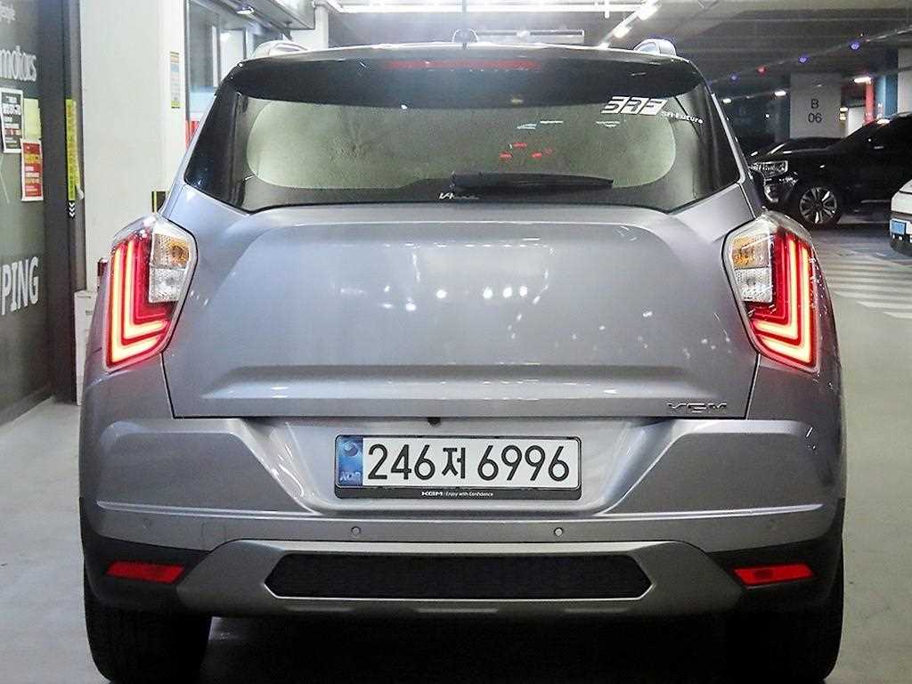 Ssangyong Tivoli - Vista 5