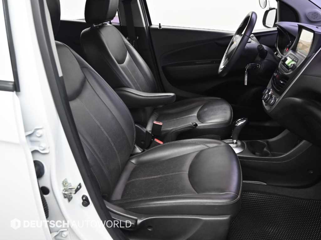Chevrolet Spark - Vista 10