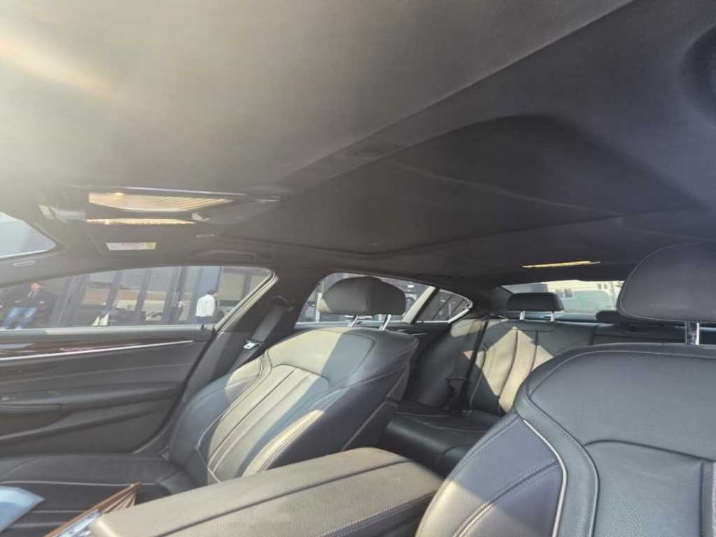 BMW 5 Series - Vista 3