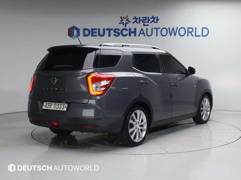 Ssangyong Tivoli - Vista 2