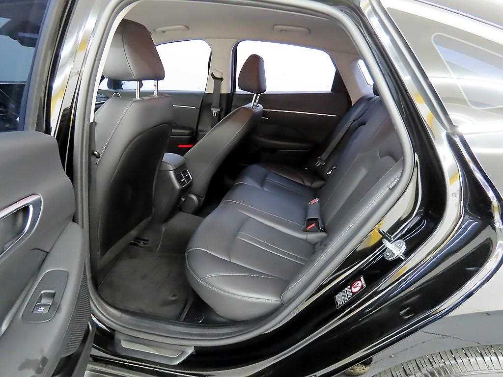 HYUNDAI Sonata - Vista 6