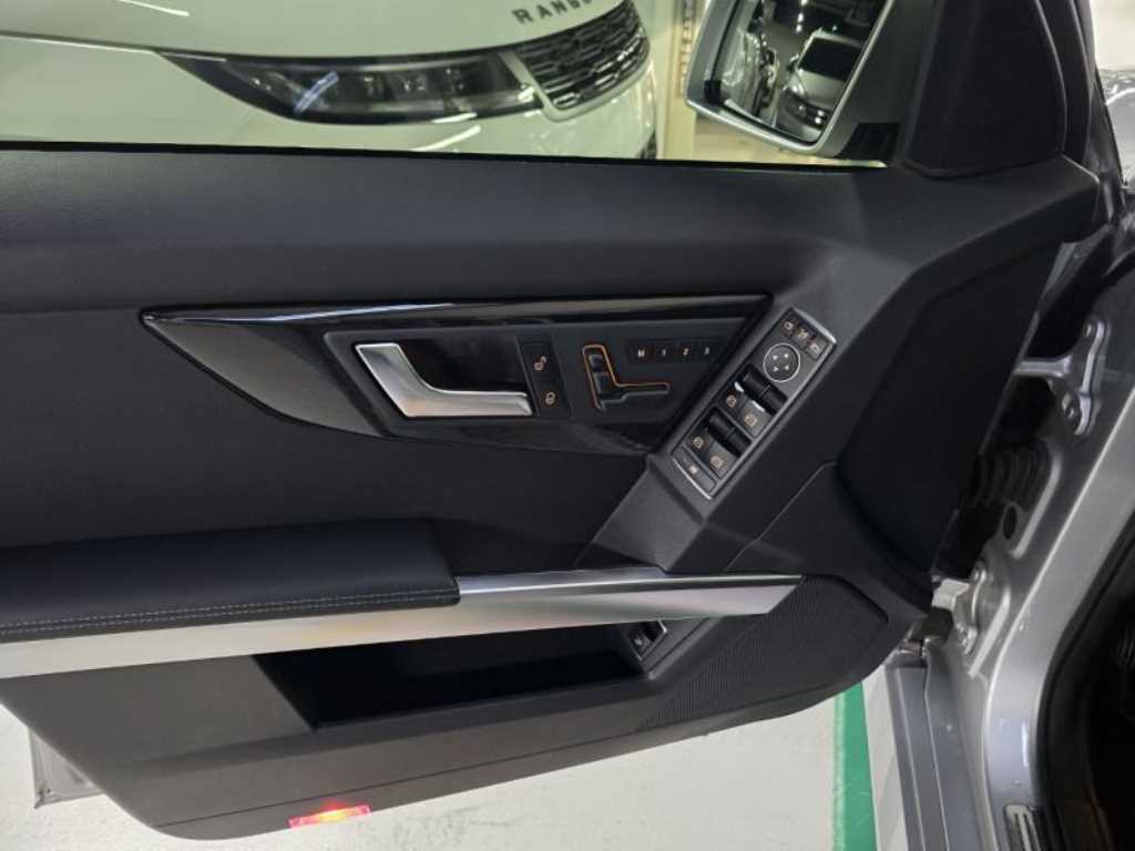Mercedes Benz GLK Class - Vista 9