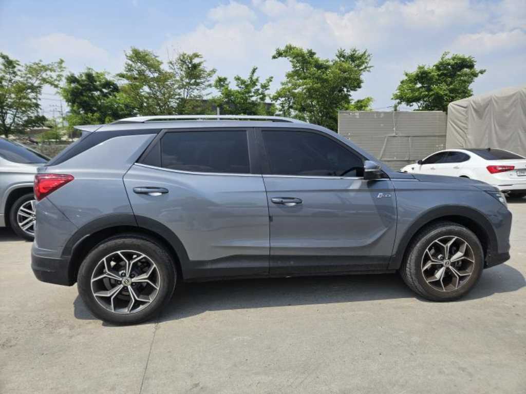 Ssangyong Korando - Vista 3