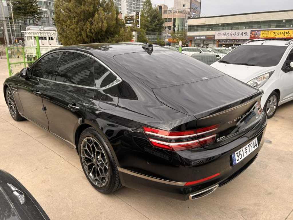 Genesis G80 - Vista 3