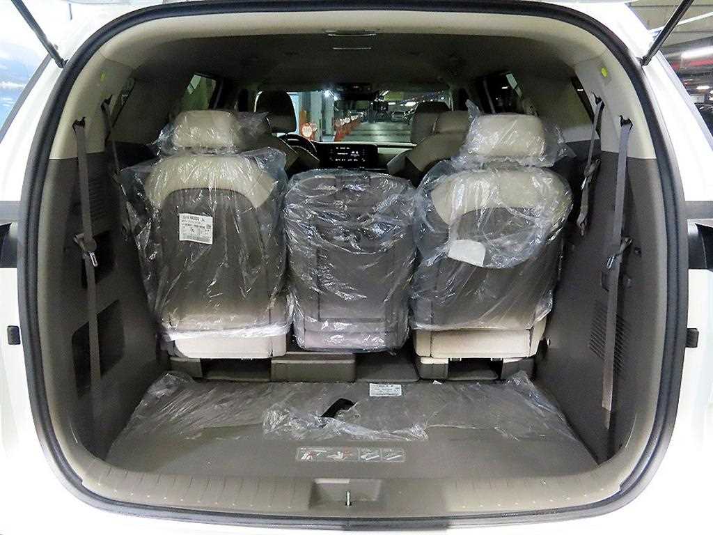 KIA Carnival 2023 - Importación desde Corea - HF Imports Iquique - Foto 17