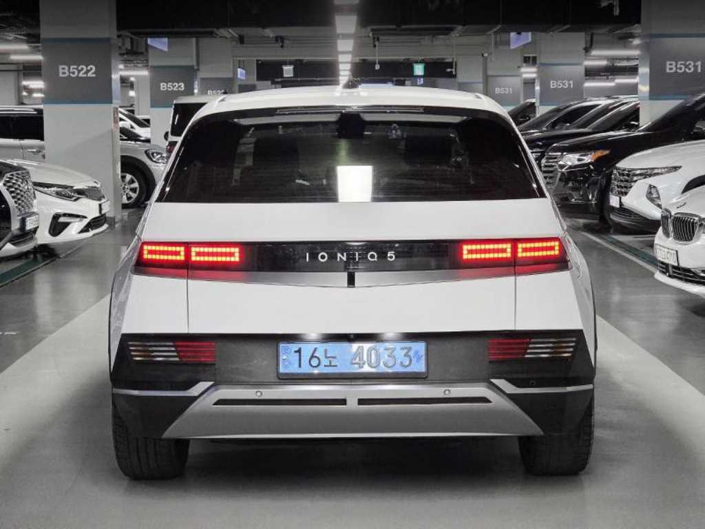 HYUNDAI Ioniq 5 - Vista 2