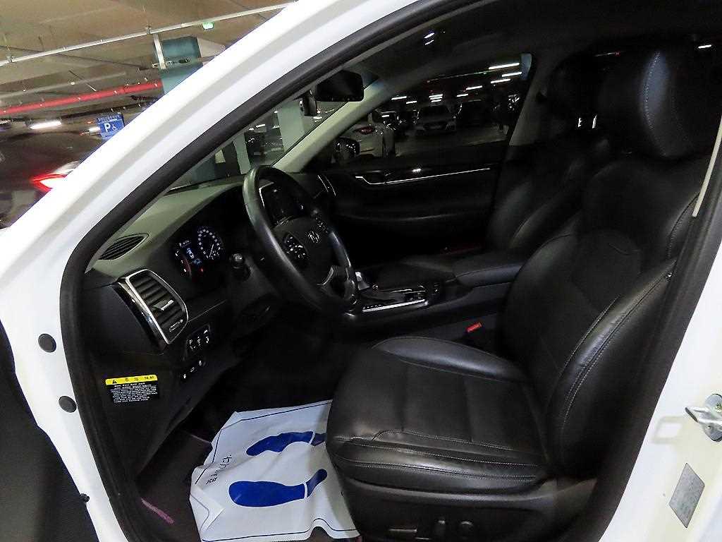 HYUNDAI Grandeur - Vista 6