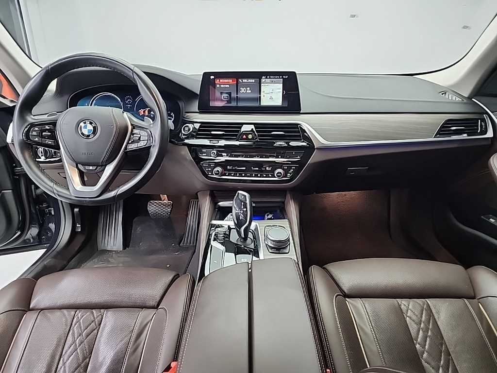 BMW 5 Series - Vista 7