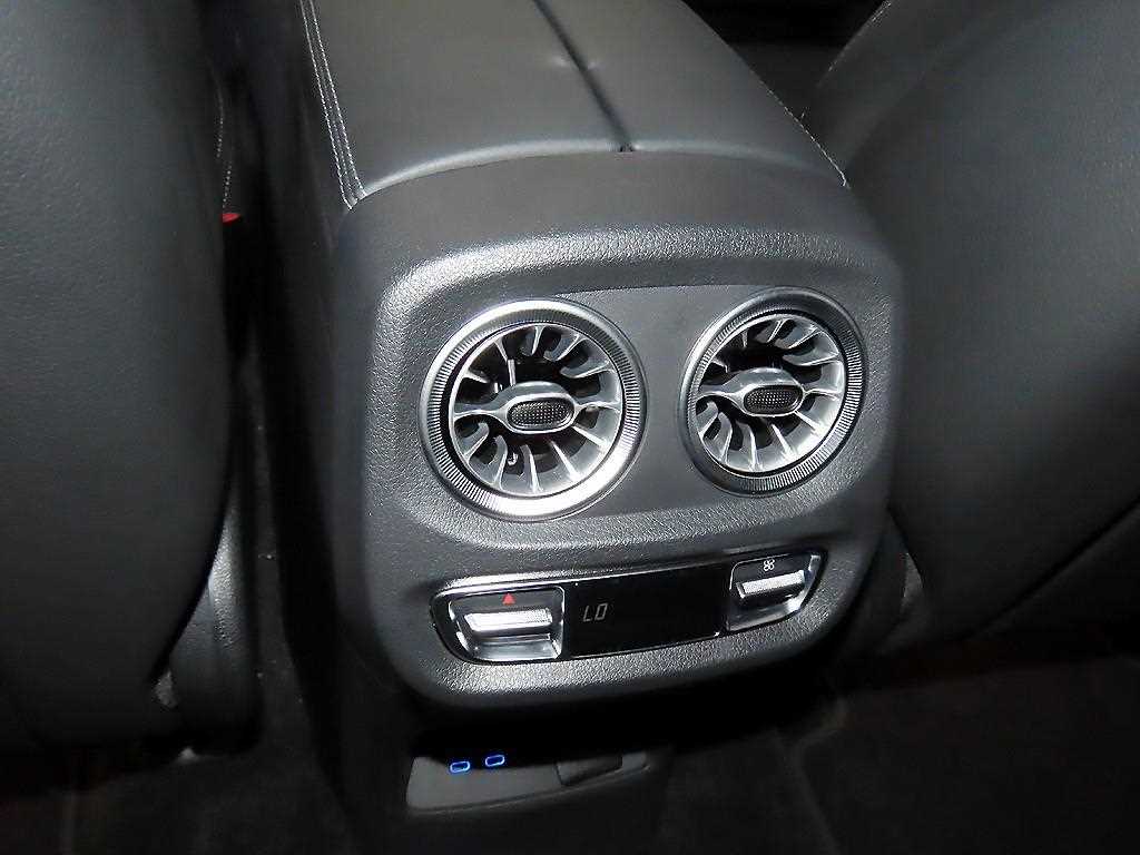 Mercedes Benz G Class (G Wagen) 2026 Negro - Importación desde Corea - HF Imports Iquique - Foto 13