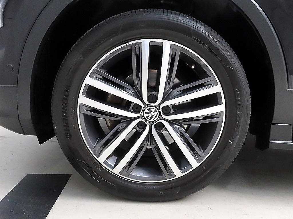 Volkswagen Tiguan 2020 Negro - Importación desde Corea - HF Imports Iquique - Foto 20