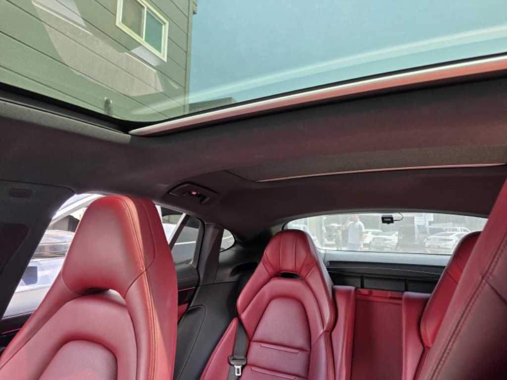 Porsche Panamera - Vista 11