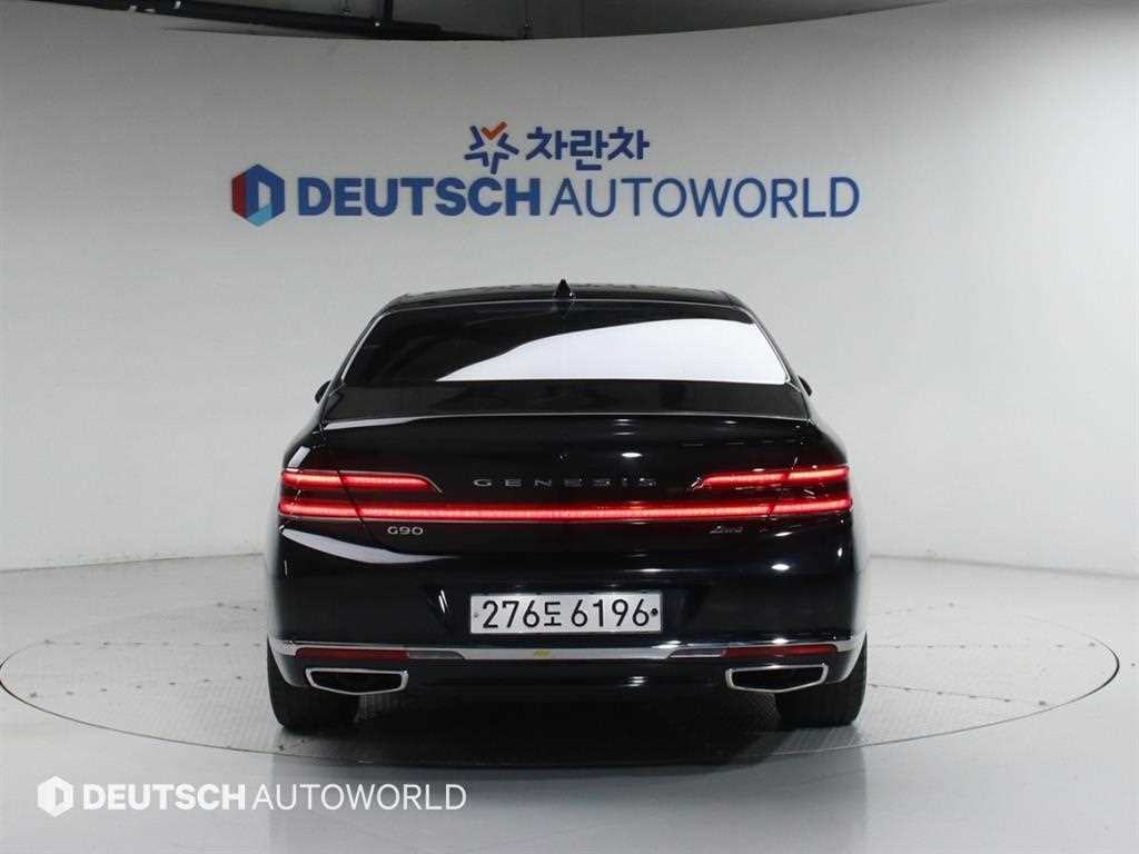 Genesis G90 - Vista 4