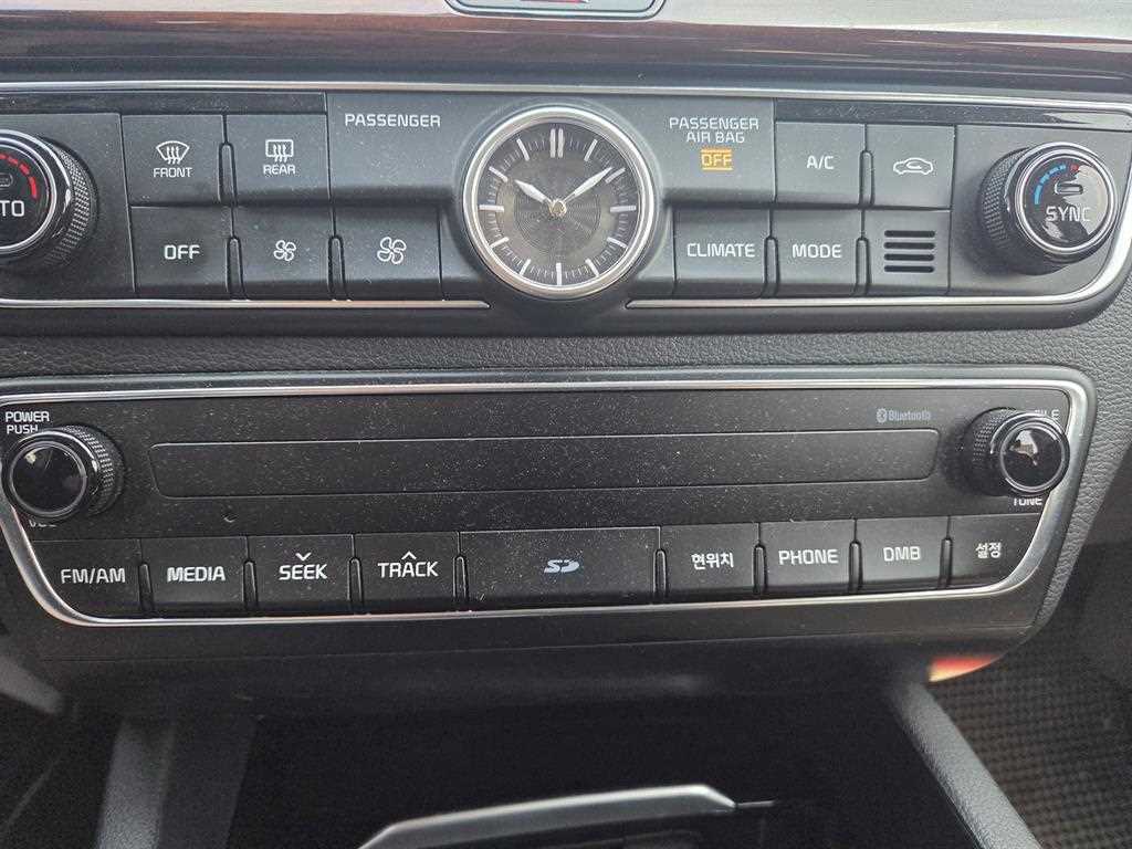 KIA K7 - Vista 4