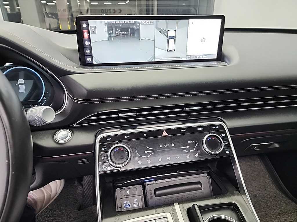 Genesis GV80 - Vista 10