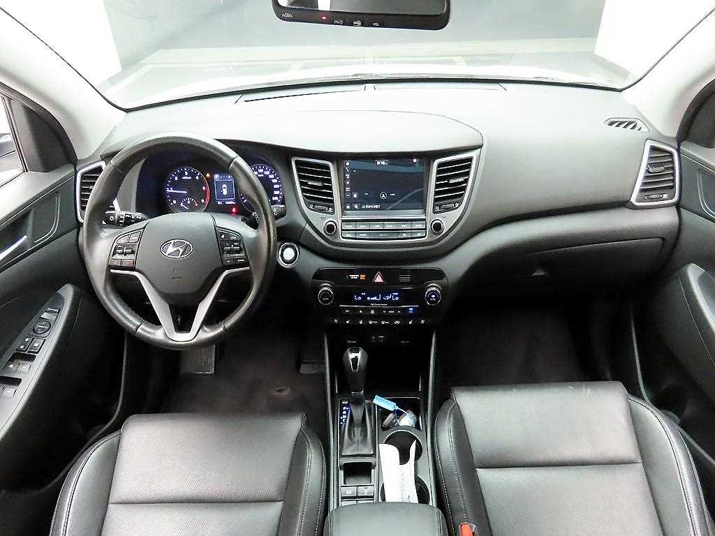 HYUNDAI Tucson - Vista 8