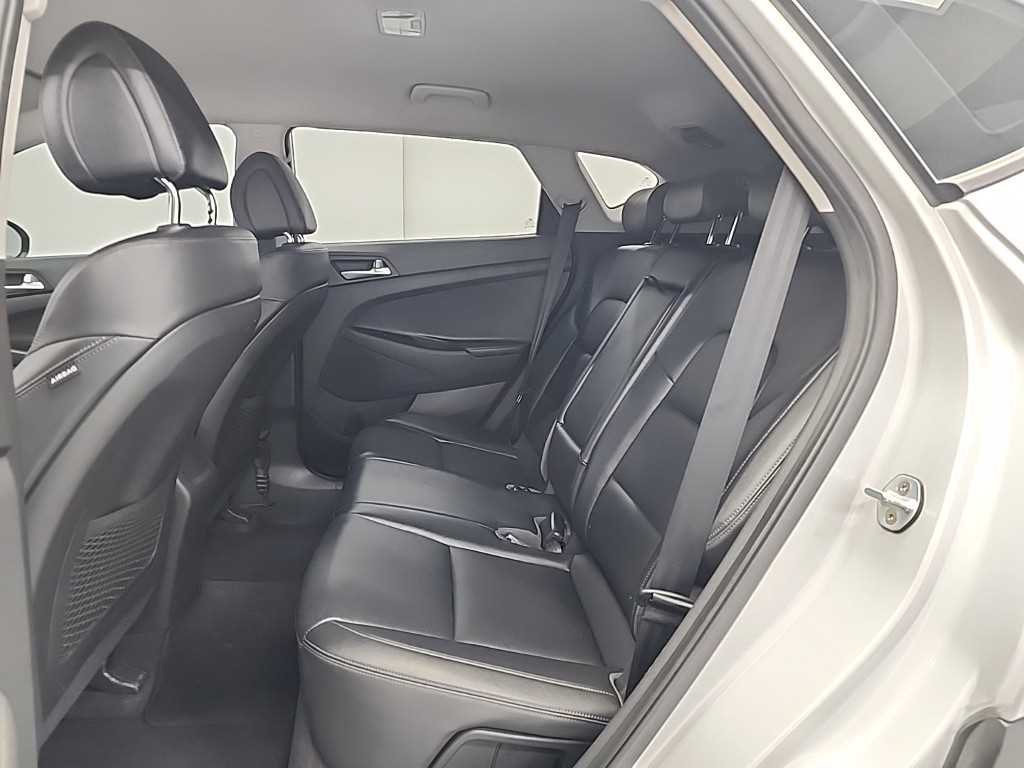 HYUNDAI Tucson - Vista 12