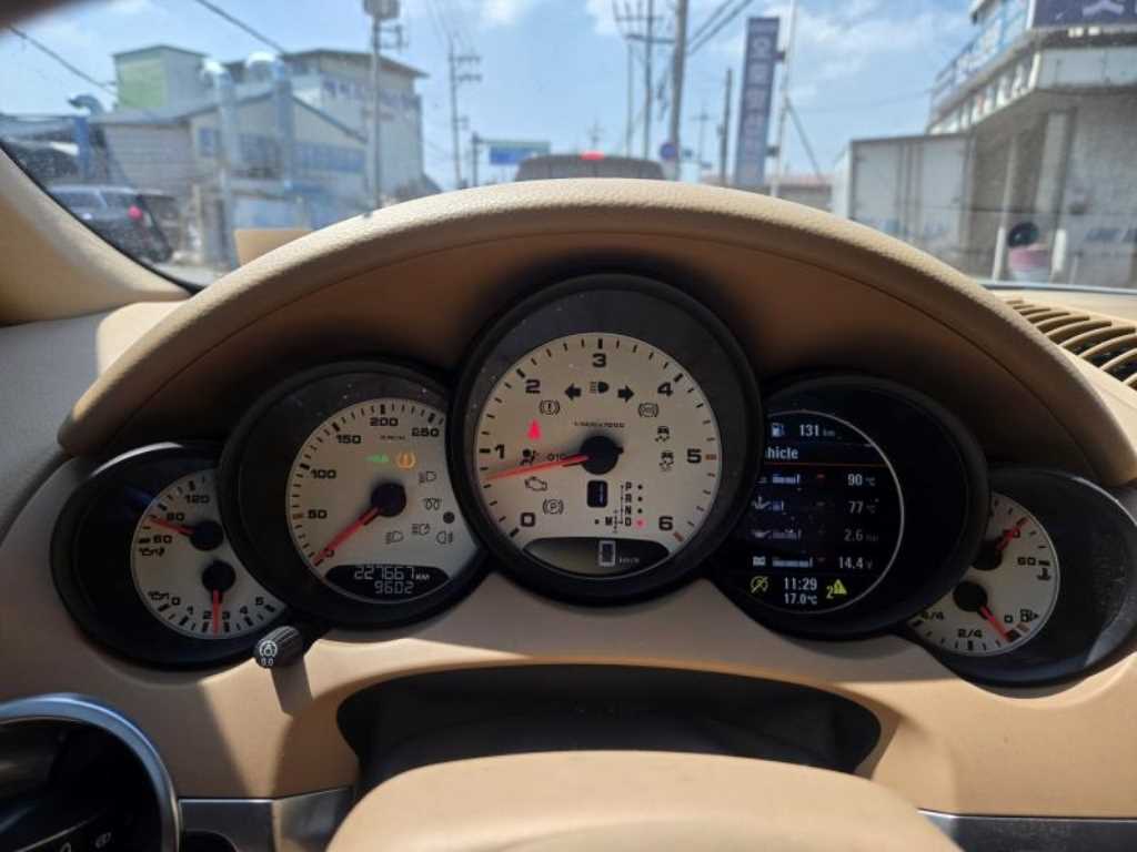 Porsche Cayenne - Vista 5