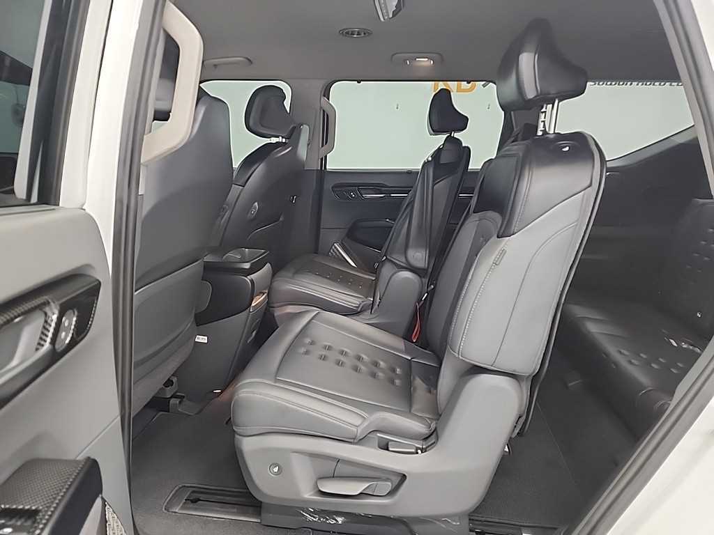 KIA EV9 - Vista 12