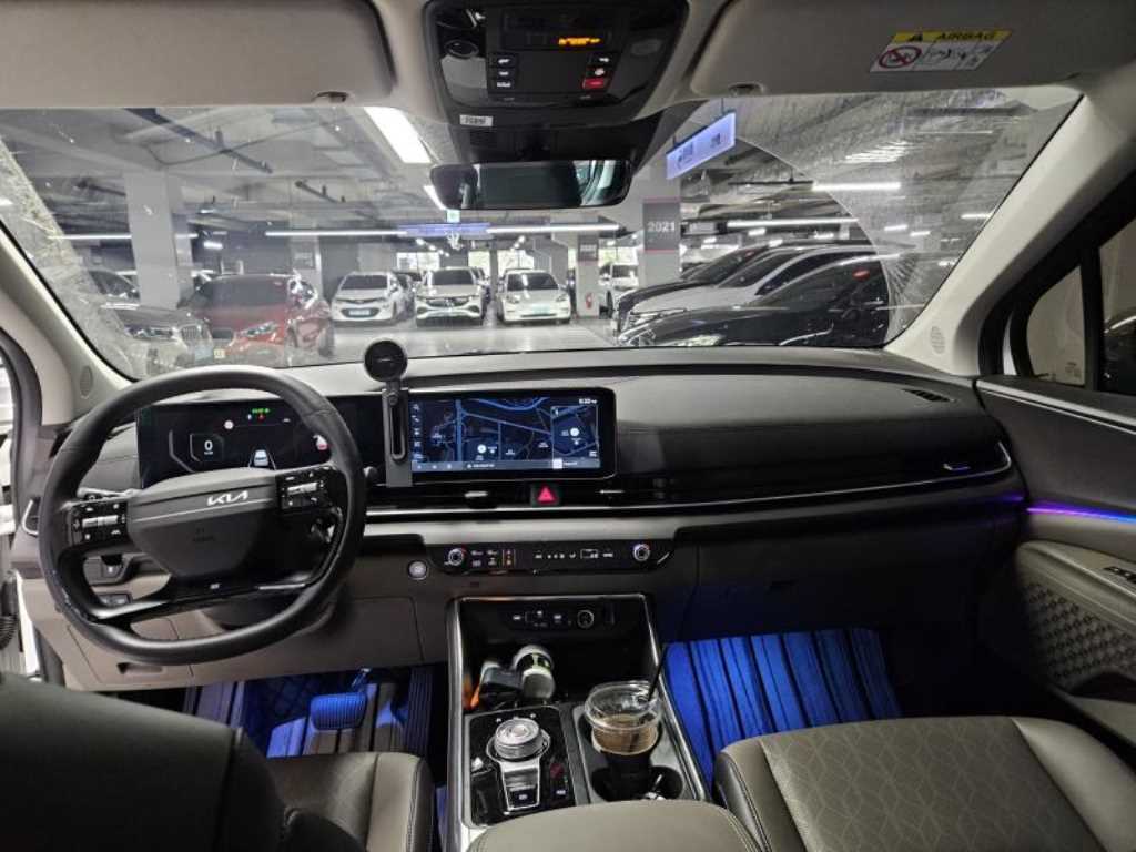 KIA Carnival - Vista 7