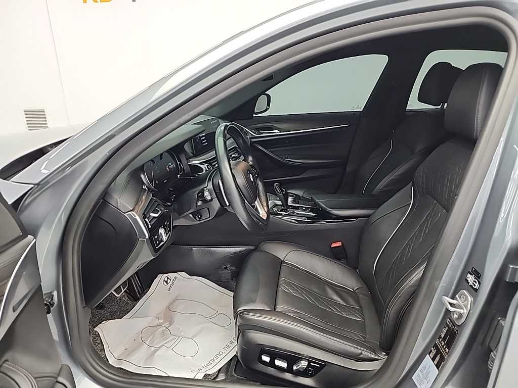 BMW 5 Series - Vista 11