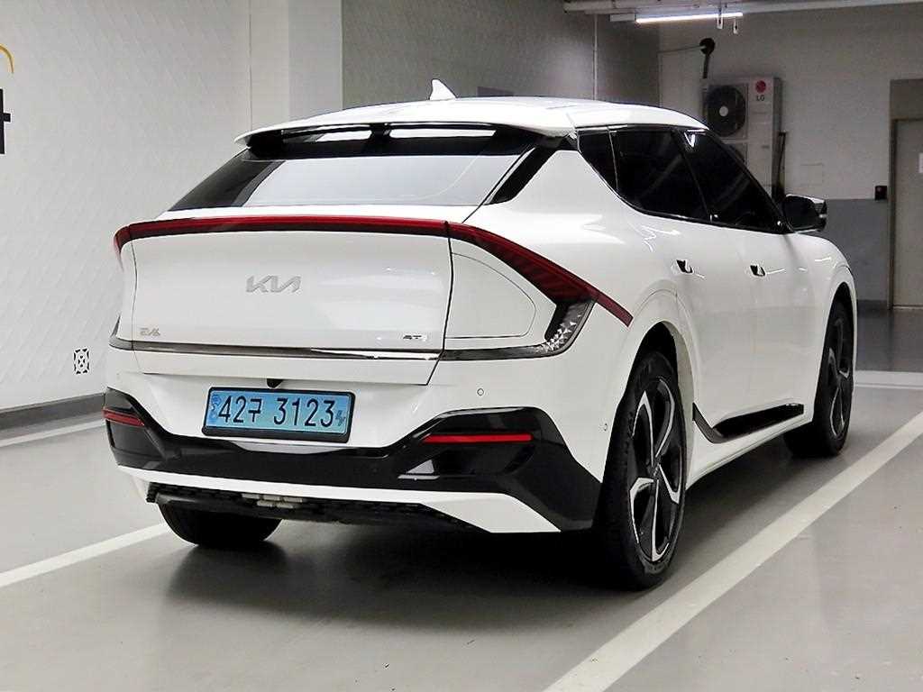 KIA EV6 - Vista 4