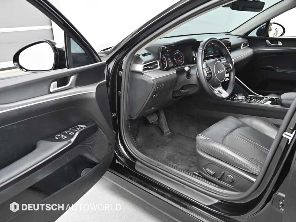 KIA K5 - Vista 11