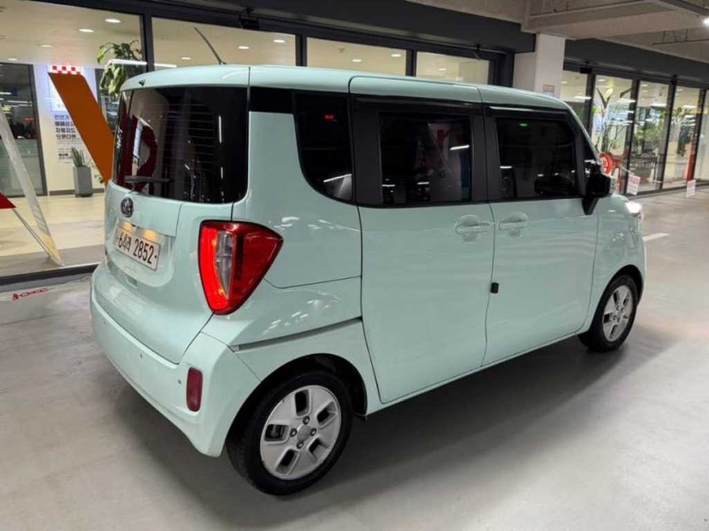 KIA Ray - Vista 4