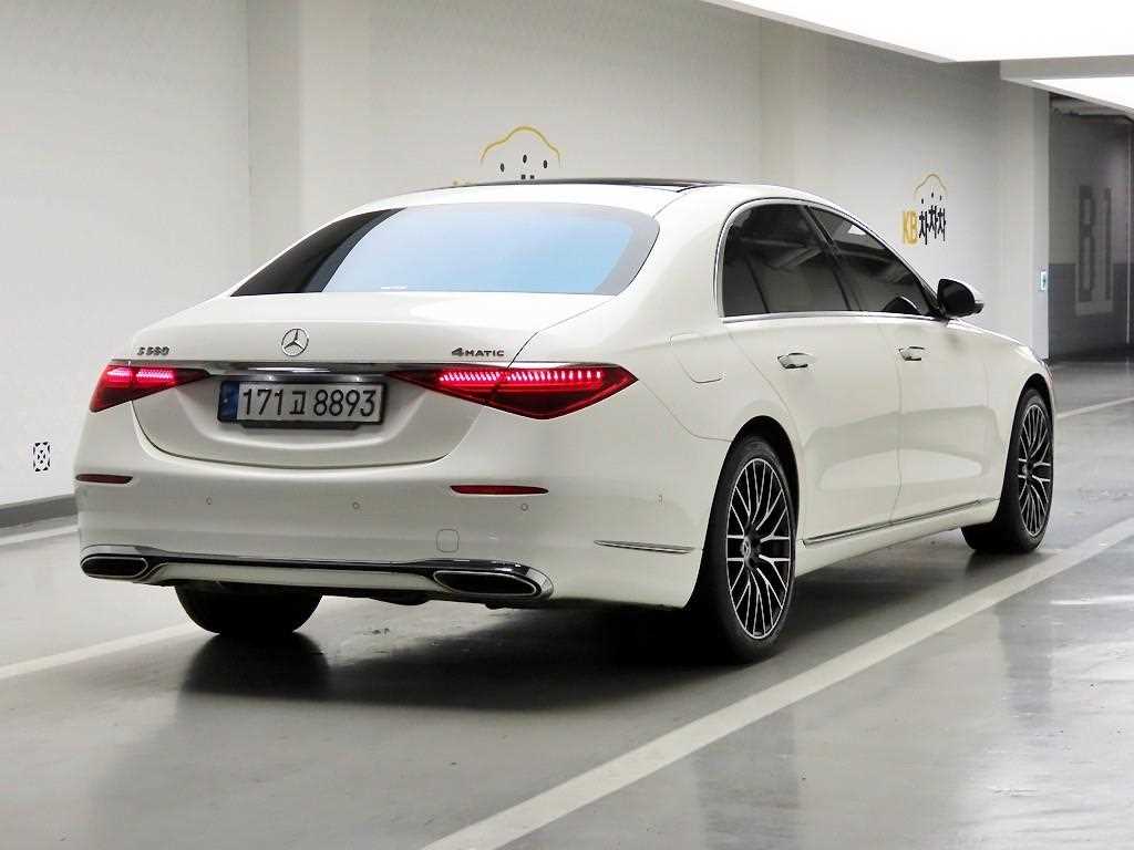 Mercedes Benz S Class - Vista 4