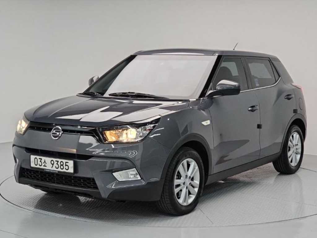 Ssangyong Tivoli 2017 Gris - Importación desde Corea - HF Imports Iquique - Foto 1