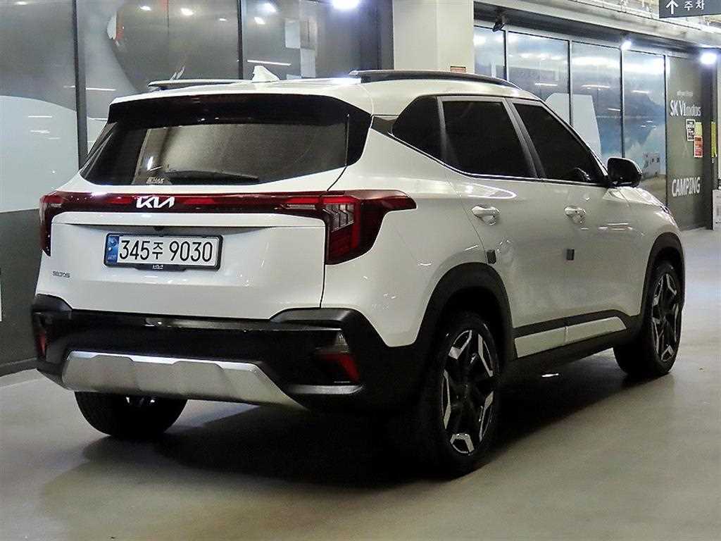 KIA Seltos - Vista 4