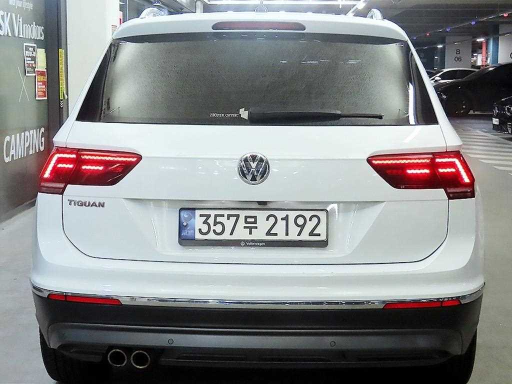 Volkswagen Tiguan - Vista 5
