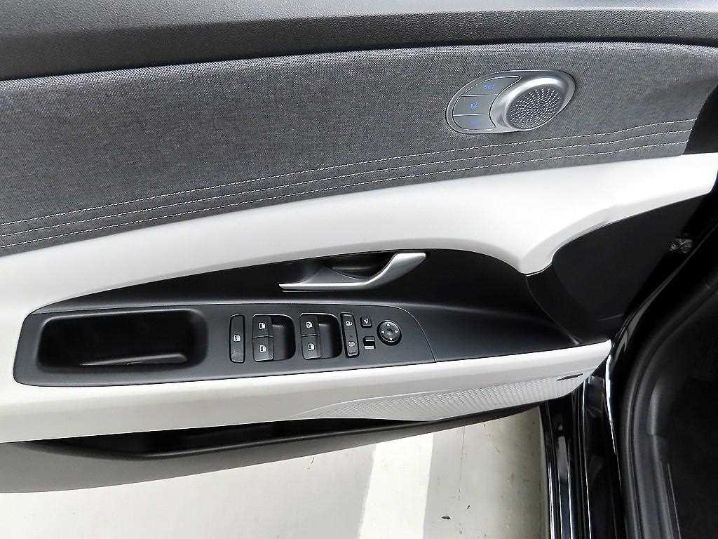 HYUNDAI Avante - Vista 11