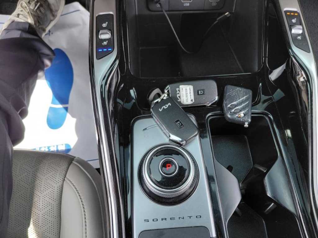 KIA Sorento 2022 Gris - Importación desde Corea - HF Imports Iquique - Foto 13