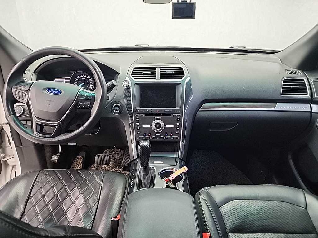 Ford Explorer - Vista 7