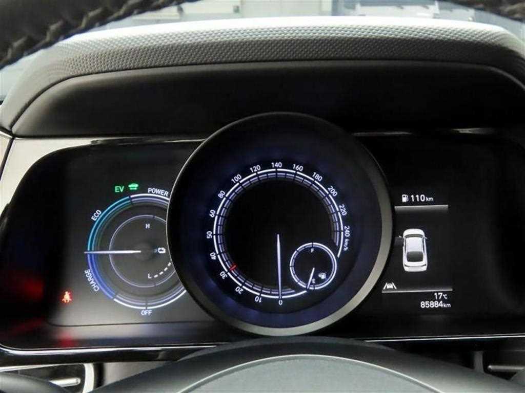 HYUNDAI Avante - Vista 5